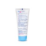 Gentle moisturizing cream for baby skin hydration