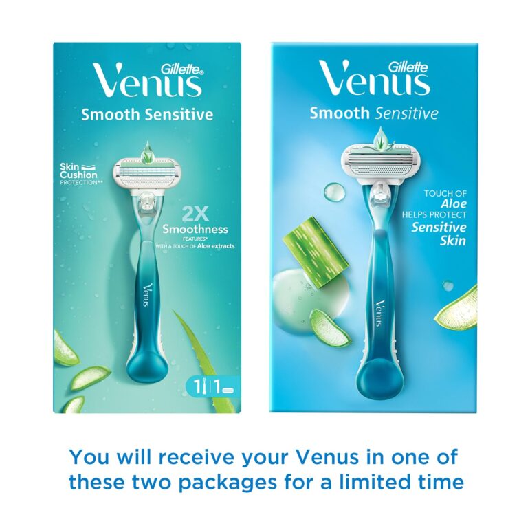 Front view of Gillette Venus Smooth razor packaging