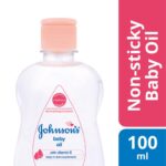 Light baby oil for smooth and nourished skin after bath