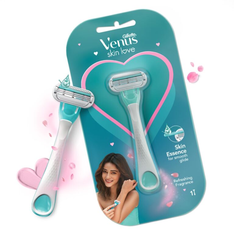 Gillette Venus Skin Love razor for women in green color